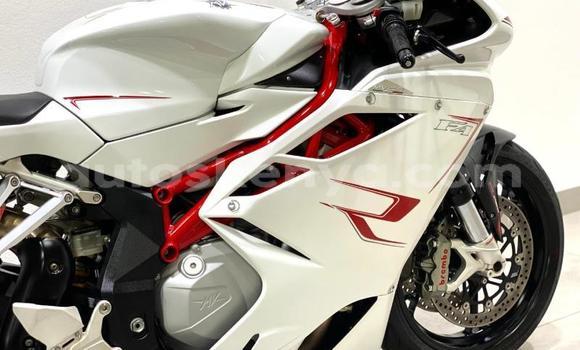 Nunua Ilio tumika Mv Agusta F4 Nyingine Bike ndani ya Nairobi nchini Nairobi Nunua Ilio tumika Mv Agusta F4 Nyingine Bike ndani ya Nairobi nchini Nairobi