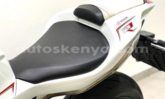 Nunua Ilio tumika Mv Agusta F4 Nyingine Bike ndani ya Nairobi nchini Nairobi Nunua Ilio tumika Mv Agusta F4 Nyingine Bike ndani ya Nairobi nchini Nairobi