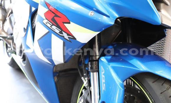 Nunua Ilio tumika Suzuki GSX–R Nyingine Bike ndani ya Mombasa nchini Kenya ya Pwani Nunua Ilio tumika Suzuki GSX–R Nyingine Bike ndani ya Mombasa nchini Kenya ya Pwani