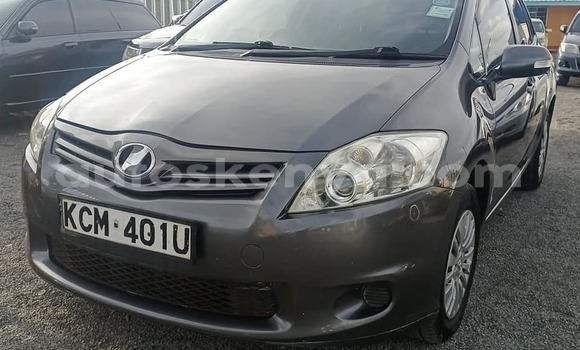 Oofamaa Toyota Auris Other Makiinaa iti Nairobi keessatti Nairobi keessatti