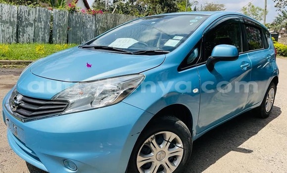 Nunua Ilio tumika Nissan Note Bluu Gari ndani ya Nairobi nchini Nairobi