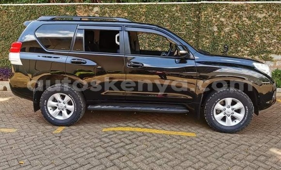 Nunua Ilio tumika Toyota Land Cruiser Prado Nyeusi Gari ndani ya Nairobi nchini Nairobi