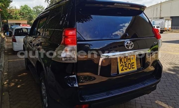 Oofamaa Toyota Land Cruiser Prado Black Makiinaa iti Nairobi keessatti Nairobi keessatti Oofamaa Toyota Land Cruiser Prado Black Makiinaa iti Nairobi keessatti Nairobi keessatti