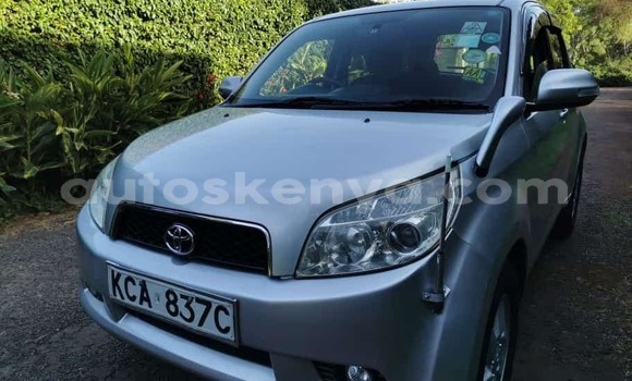 Oofamaa Toyota Rush Silver Makiinaa iti Nairobi keessatti Nairobi keessatti Oofamaa Toyota Rush Silver Makiinaa iti Nairobi keessatti Nairobi keessatti