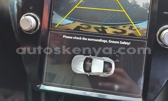 Oofamaa Toyota Land Cruiser Prado White Makiinaa iti Nairobi keessatti Nairobi keessatti Oofamaa Toyota Land Cruiser Prado White Makiinaa iti Nairobi keessatti Nairobi keessatti
