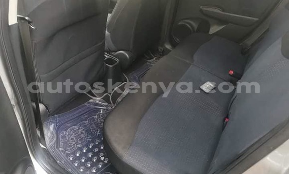 Oofamaa Honda Fit Silver Makiinaa iti Nairobi keessatti Nairobi keessatti Oofamaa Honda Fit Silver Makiinaa iti Nairobi keessatti Nairobi keessatti