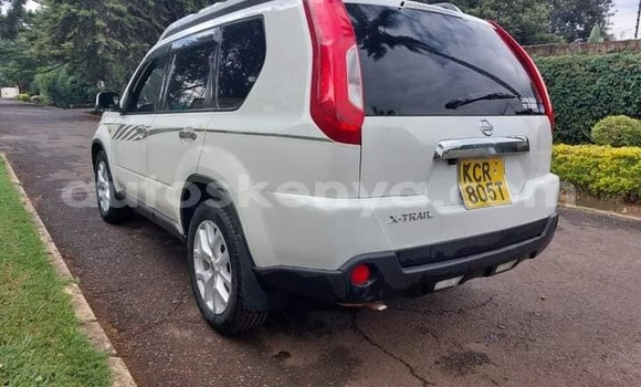 Oofamaa Nissan X–Trail White Makiinaa iti Nairobi keessatti Nairobi keessatti Oofamaa Nissan X–Trail White Makiinaa iti Nairobi keessatti Nairobi keessatti