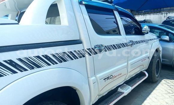 Buy Used Toyota Hilux White Car in Mombasa in Coastal Kenya Buy Used Toyota Hilux White Car in Mombasa in Coastal Kenya