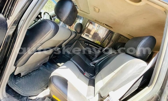 Oofamaa Toyota Land Cruiser Prado Black Makiinaa iti Nairobi keessatti Nairobi keessatti Oofamaa Toyota Land Cruiser Prado Black Makiinaa iti Nairobi keessatti Nairobi keessatti