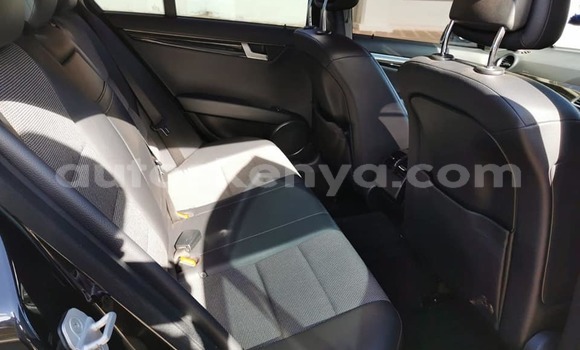 Oofamaa Mercedes-Benz C-Classe Black Makiinaa iti Nairobi keessatti Nairobi keessatti Oofamaa Mercedes-Benz C-Classe Black Makiinaa iti Nairobi keessatti Nairobi keessatti