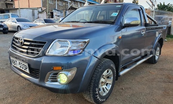Oofamaa Toyota Hilux Blue Makiinaa iti Nairobi keessatti Nairobi keessatti Oofamaa Toyota Hilux Blue Makiinaa iti Nairobi keessatti Nairobi keessatti