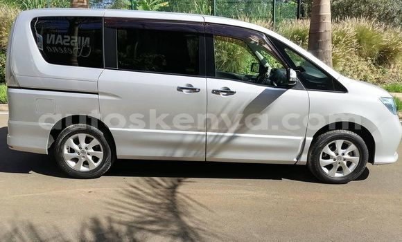 Nunua Ilio tumika Nissan Serena Fedha Gari ndani ya Kiambu nchini Kati Kenya