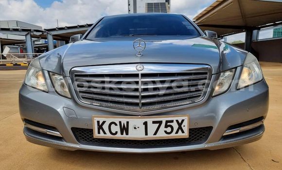 Nunua Ilio tumika Mercedes‒Benz E–Class Fedha Gari ndani ya Kiambu nchini Kati Kenya