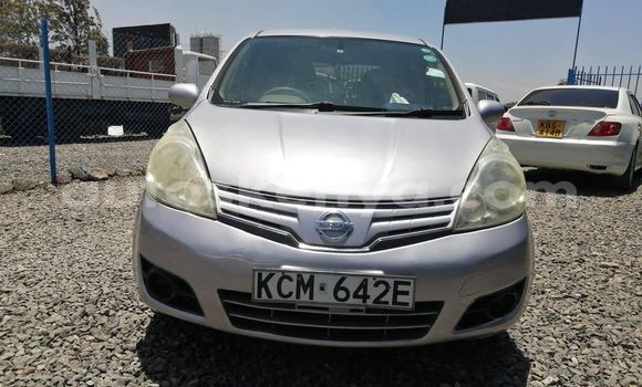 Oofamaa Nissan Note Silver Makiinaa iti Kiambu keessatti Central Kenya keessatti