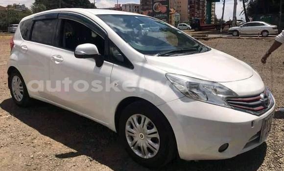 Nunua Ilio tumika Nissan Note Nyeupe Gari ndani ya Kiambu nchini Kati Kenya