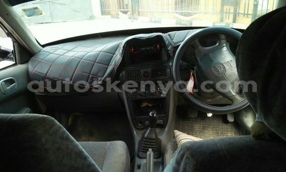 Nunua Ilio tumika Toyota Sprinter Fedha Gari ndani ya Nairobi nchini Nairobi Nunua Ilio tumika Toyota Sprinter Fedha Gari ndani ya Nairobi nchini Nairobi