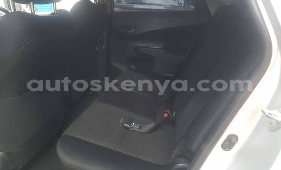 Nunua Ilio tumika Toyota Ractis Fedha Gari ndani ya Nairobi nchini Nairobi Nunua Ilio tumika Toyota Ractis Fedha Gari ndani ya Nairobi nchini Nairobi
