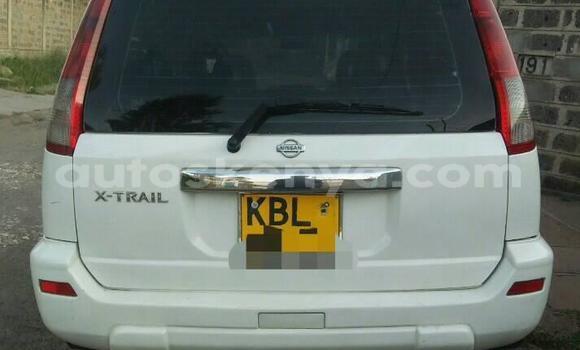 Oofamaa Nissan X–Trail White Makiinaa iti Nairobi keessatti Nairobi keessatti Oofamaa Nissan X–Trail White Makiinaa iti Nairobi keessatti Nairobi keessatti