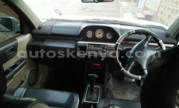 Oofamaa Nissan X–Trail White Makiinaa iti Nairobi keessatti Nairobi keessatti Oofamaa Nissan X–Trail White Makiinaa iti Nairobi keessatti Nairobi keessatti