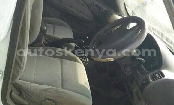 Oofamaa Nissan Sunny White Makiinaa iti Nairobi keessatti Nairobi keessatti Oofamaa Nissan Sunny White Makiinaa iti Nairobi keessatti Nairobi keessatti