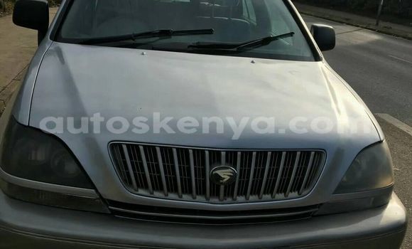 Oofamaa Toyota Harrier Silver Makiinaa iti Nairobi keessatti Nairobi keessatti Oofamaa Toyota Harrier Silver Makiinaa iti Nairobi keessatti Nairobi keessatti
