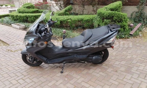 Buy Used Suzuki Burgman Black Bike in El Wak in Northeast Kenya Buy Used Suzuki Burgman Black Bike in El Wak in Northeast Kenya