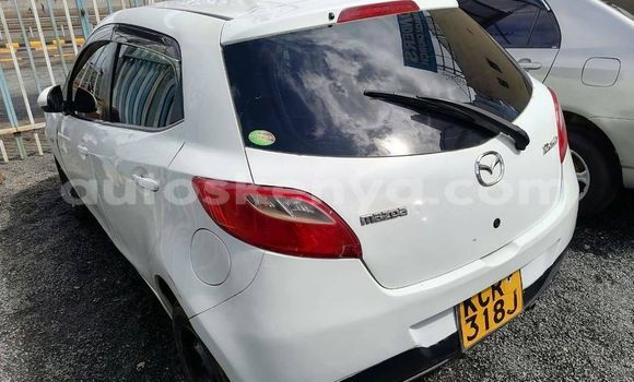 Nunua Ilio tumika Mazda Demio Nyeupe Gari ndani ya Nairobi nchini Nairobi Nunua Ilio tumika Mazda Demio Nyeupe Gari ndani ya Nairobi nchini Nairobi
