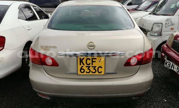 Nunua Ilio tumika Nissan Bluebird Fedha Gari ndani ya Nairobi nchini Nairobi Nunua Ilio tumika Nissan Bluebird Fedha Gari ndani ya Nairobi nchini Nairobi