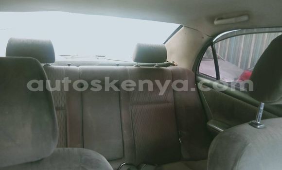 Nunua Ilio tumika Toyota Corolla Bluu Gari ndani ya Nairobi nchini Nairobi Nunua Ilio tumika Toyota Corolla Bluu Gari ndani ya Nairobi nchini Nairobi
