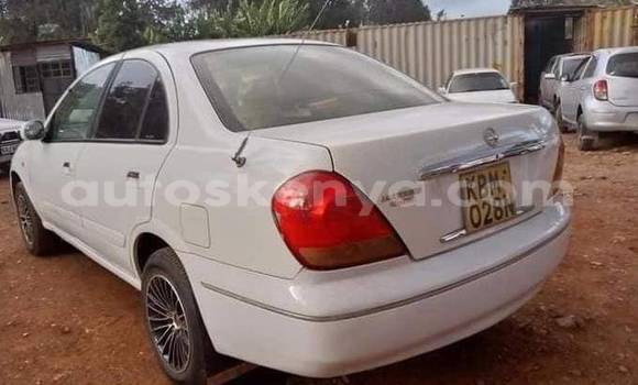 Oofamaa Nissan Bluebird White Makiinaa iti Nairobi keessatti Nairobi keessatti Oofamaa Nissan Bluebird White Makiinaa iti Nairobi keessatti Nairobi keessatti