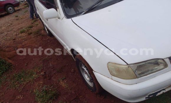 Nunua Ilio tumika Toyota Corolla Nyeupe Gari ndani ya Nairobi nchini Nairobi Nunua Ilio tumika Toyota Corolla Nyeupe Gari ndani ya Nairobi nchini Nairobi