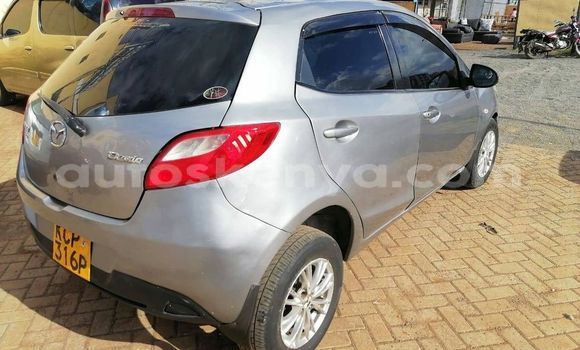 Nunua Ilio tumika Mazda Demio Fedha Gari ndani ya Nairobi nchini Nairobi Nunua Ilio tumika Mazda Demio Fedha Gari ndani ya Nairobi nchini Nairobi