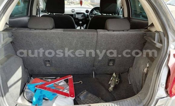 Nunua Ilio tumika Mazda Demio Fedha Gari ndani ya Nairobi nchini Nairobi Nunua Ilio tumika Mazda Demio Fedha Gari ndani ya Nairobi nchini Nairobi