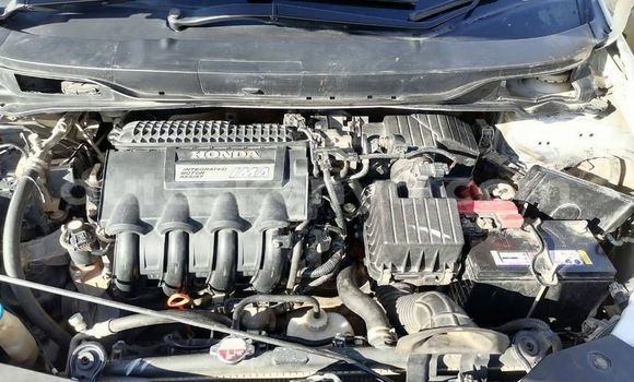 Nunua Ilio tumika Honda Insight Nyeupe Gari ndani ya Nairobi nchini Nairobi Nunua Ilio tumika Honda Insight Nyeupe Gari ndani ya Nairobi nchini Nairobi