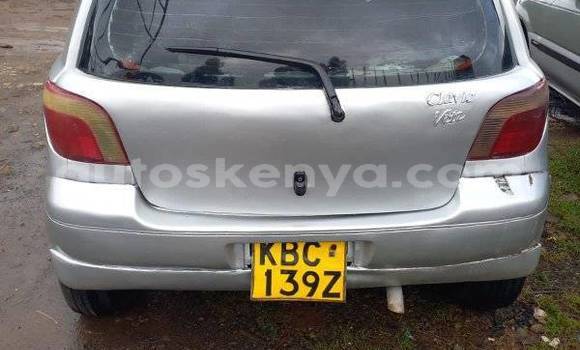 Nunua Ilio tumika Toyota Vitz Fedha Gari ndani ya Nairobi nchini Nairobi Nunua Ilio tumika Toyota Vitz Fedha Gari ndani ya Nairobi nchini Nairobi