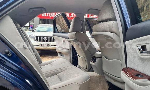 Nunua Ilio tumika Toyota Crown Bluu Gari ndani ya Nairobi nchini Nairobi Nunua Ilio tumika Toyota Crown Bluu Gari ndani ya Nairobi nchini Nairobi