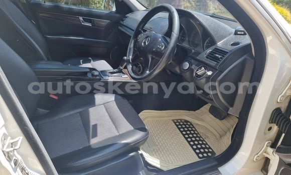Nunua Ilio tumika Mercedes‒Benz C–Class Nyeupe Gari ndani ya Nairobi nchini Nairobi Nunua Ilio tumika Mercedes‒Benz C–Class Nyeupe Gari ndani ya Nairobi nchini Nairobi