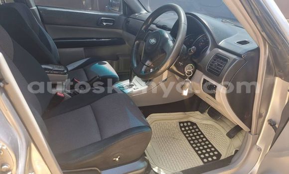 Nunua Ilio tumika Subaru Forester Fedha Gari ndani ya Nairobi nchini Nairobi Nunua Ilio tumika Subaru Forester Fedha Gari ndani ya Nairobi nchini Nairobi