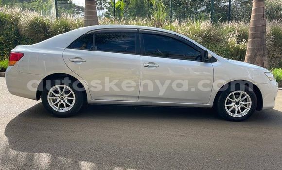 Nunua Ilio tumika Toyota Allion Fedha Gari ndani ya Nairobi nchini Nairobi Nunua Ilio tumika Toyota Allion Fedha Gari ndani ya Nairobi nchini Nairobi