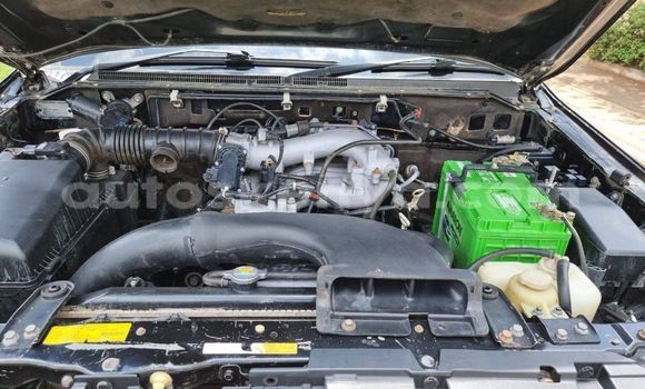 Nunua Ilio tumika Mitsubishi Pajero Nyeusi Gari ndani ya Nairobi nchini Nairobi Nunua Ilio tumika Mitsubishi Pajero Nyeusi Gari ndani ya Nairobi nchini Nairobi