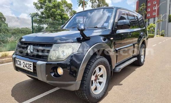 Nunua Ilio tumika Mitsubishi Pajero Nyeusi Gari ndani ya Nairobi nchini Nairobi Nunua Ilio tumika Mitsubishi Pajero Nyeusi Gari ndani ya Nairobi nchini Nairobi
