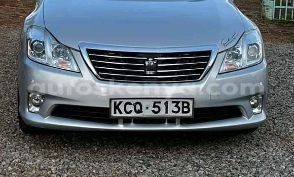 Buy Used Toyota Crown Silver Car in Nairobi in Nairobi
