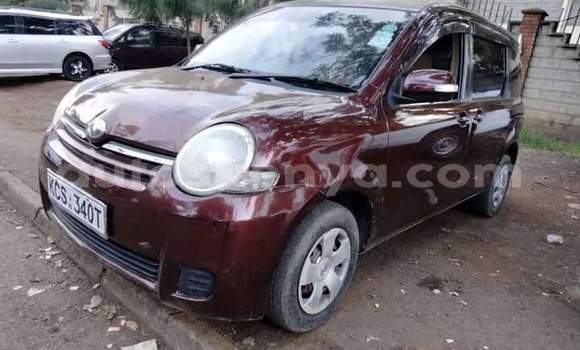 Oofamaa Toyota Sienta Brown Makiinaa iti Nairobi keessatti Nairobi keessatti Oofamaa Toyota Sienta Brown Makiinaa iti Nairobi keessatti Nairobi keessatti
