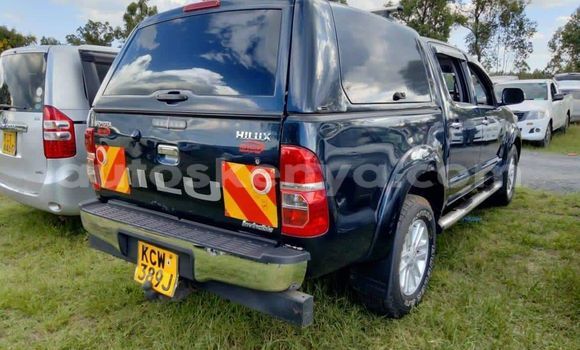 Oofamaa Toyota Hilux Black Makiinaa iti Nairobi keessatti Nairobi keessatti Oofamaa Toyota Hilux Black Makiinaa iti Nairobi keessatti Nairobi keessatti