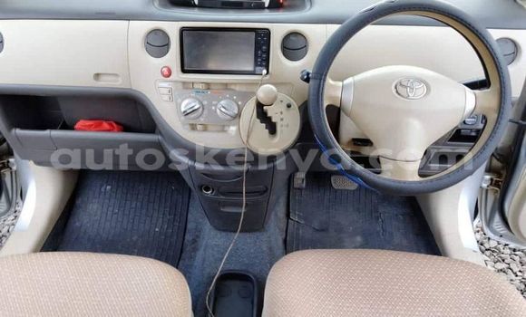 Oofamaa Toyota Sienta Silver Makiinaa iti Nairobi keessatti Nairobi keessatti Oofamaa Toyota Sienta Silver Makiinaa iti Nairobi keessatti Nairobi keessatti
