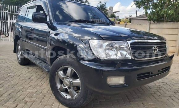 Oofamaa Toyota Land Cruiser Black Makiinaa iti Nairobi keessatti Nairobi keessatti Oofamaa Toyota Land Cruiser Black Makiinaa iti Nairobi keessatti Nairobi keessatti