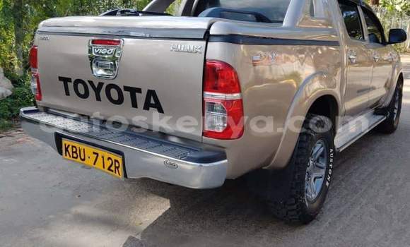 Buy Used Toyota Hilux Silver Car in Nairobi in Nairobi Buy Used Toyota Hilux Silver Car in Nairobi in Nairobi