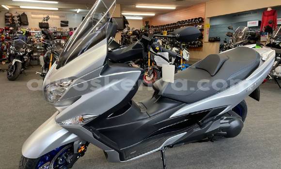 Buy Used Suzuki Burgman Black Bike in Garissa in Northeast Kenya Buy Used Suzuki Burgman Black Bike in Garissa in Northeast Kenya