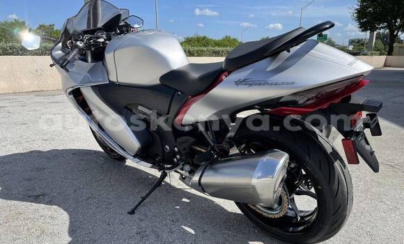 Buy New Suzuki HAYABUSA Silver Bike in Bura in Northeast Kenya Buy New Suzuki HAYABUSA Silver Bike in Bura in Northeast Kenya
