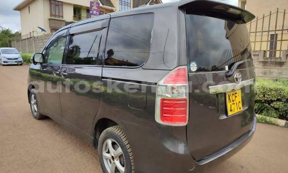 Oofamaa Toyota Noah Black Makiinaa iti Nairobi keessatti Nairobi keessatti Oofamaa Toyota Noah Black Makiinaa iti Nairobi keessatti Nairobi keessatti